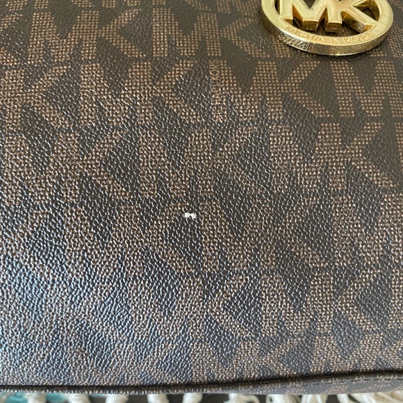 🌺Michael Kors Signature Logo Tote & Wallet Set (Brown) w/Gold Hardware & Chain - Picture 9 of 16